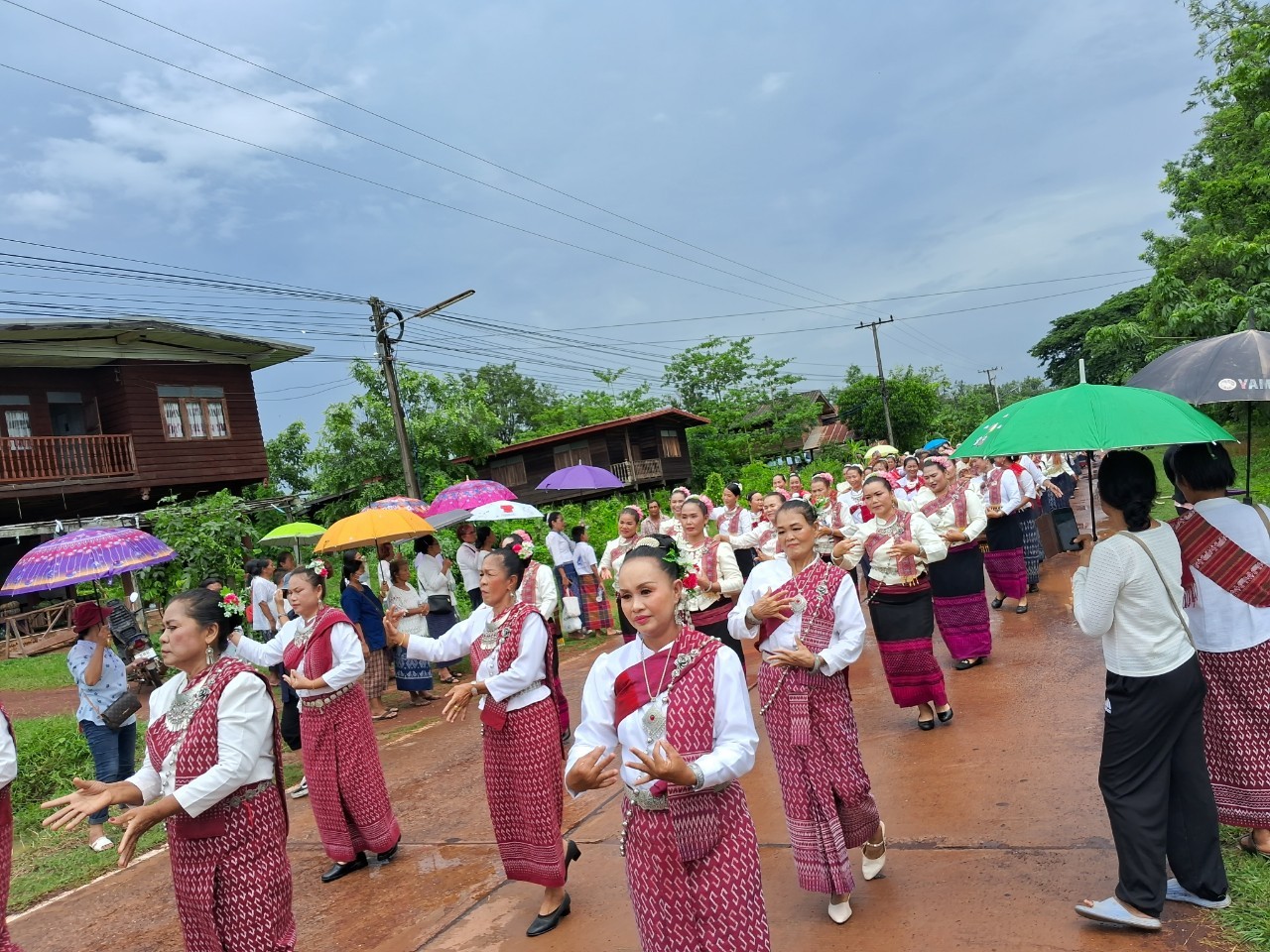 ภาพที่ 10